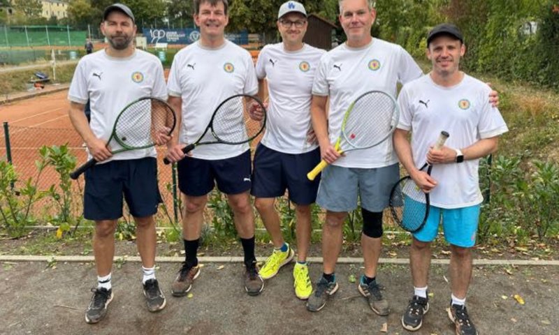 Eintrachts Tennis-Herren 40 sind aufgestiegen