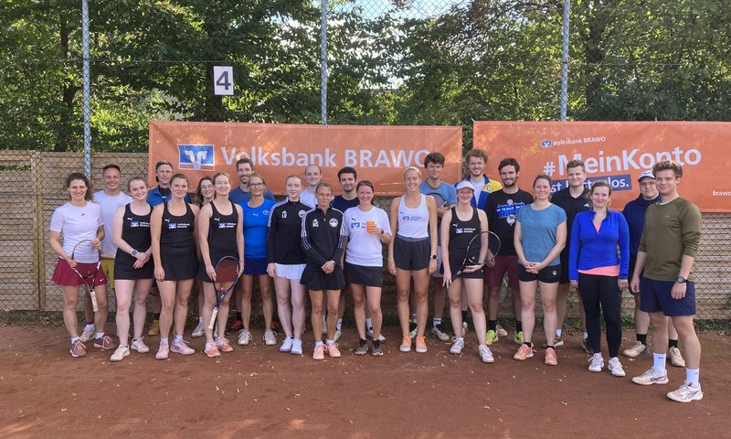 Zwei Dutzend Spielerinnen und Spieler hatten Spaß am Mixed-Turnier